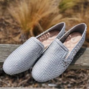 Birdies The Starling Vegan Leather Metallic Silver Woven Loafers size 7